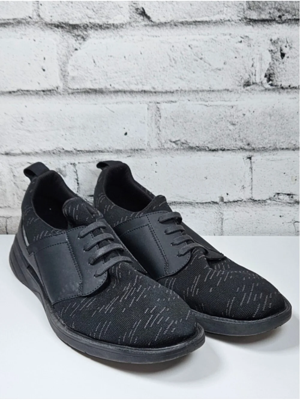 Kenneth Cole kenneth cole